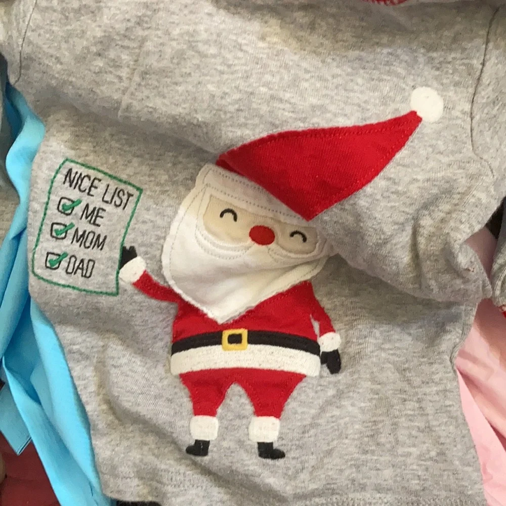 Toddlers’ just one you Santa Sleep Top (2T)